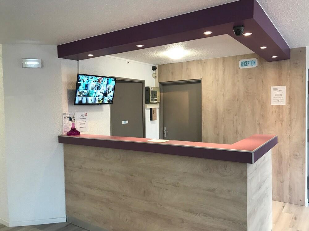 Hotel Du Stade Ex Kyriad Direct Lille Est Stade Pierre Mauroy Villeneuve-d'Ascq Esterno foto