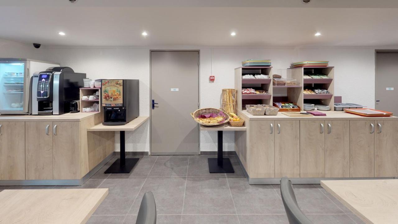 Hotel Du Stade Ex Kyriad Direct Lille Est Stade Pierre Mauroy Villeneuve-d'Ascq Esterno foto