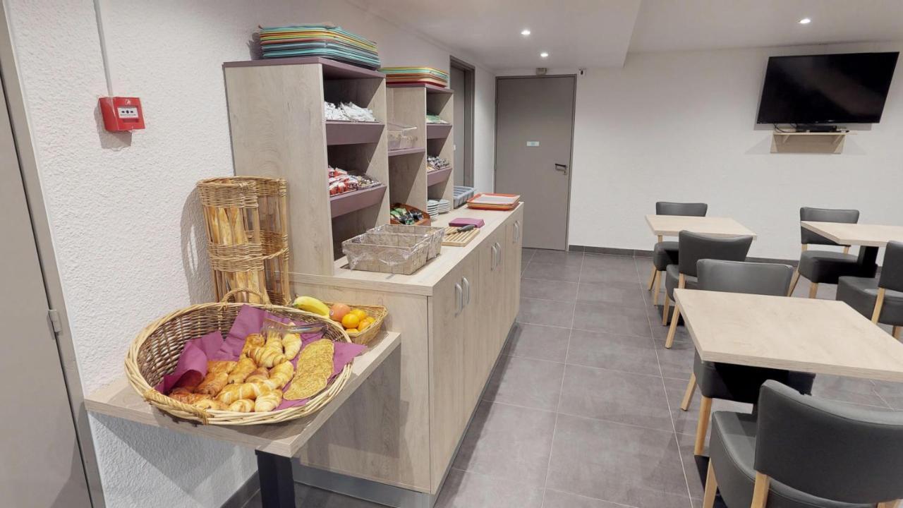Hotel Du Stade Ex Kyriad Direct Lille Est Stade Pierre Mauroy Villeneuve-d'Ascq Esterno foto